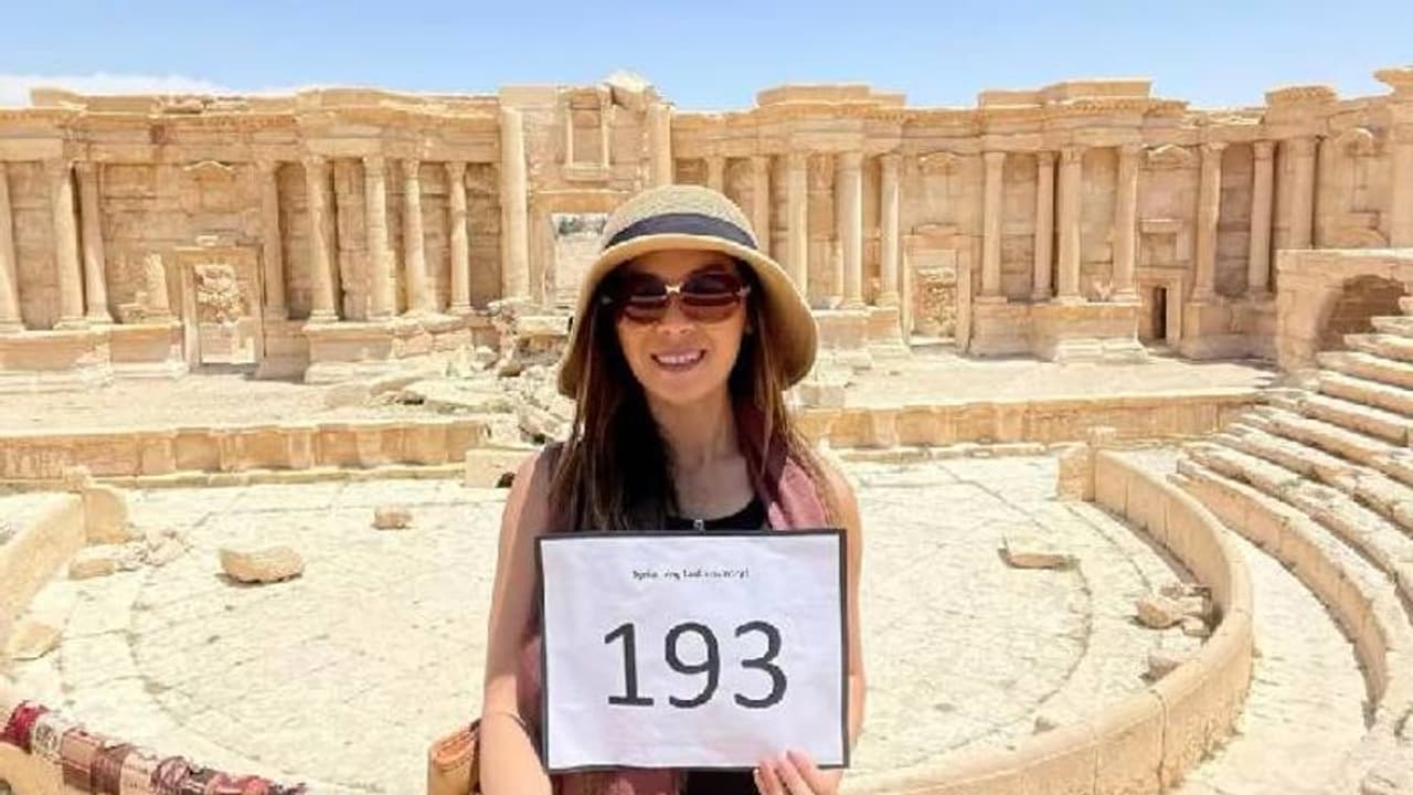 193 രാജ്യങ്ങൾ സന്ദർശിച്ച് അധ്യാപിക, കുറഞ്ഞ ചെലവിൽ യാത്ര ചെയ്യാനുള്ള ടിപ്സ് ഇങ്ങനെ