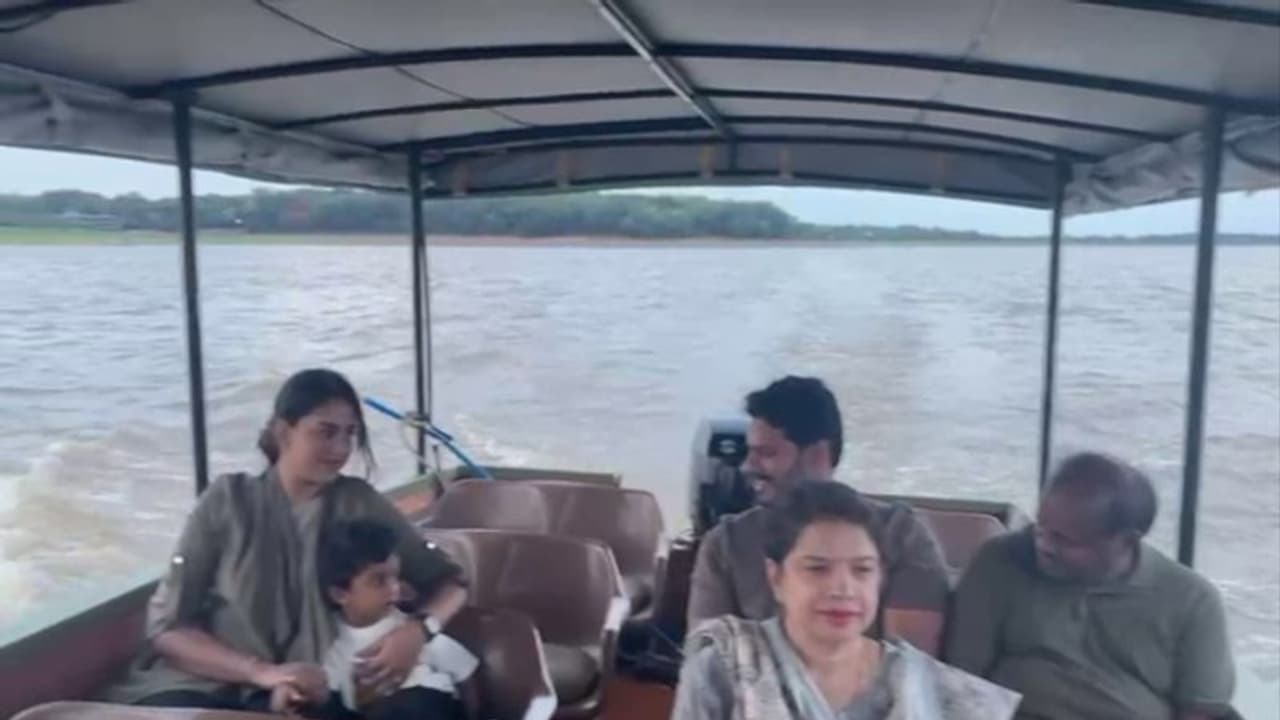 പ്രജ്വൽ രേവണ്ണ അറസ്റ്റിലായ ദിവസം നാഗർഹോളെയിൽ അവധിയാഘോഷിച്ച് എച്ച്ഡി കുമാരസ്വാമിയും കുടുംബവും