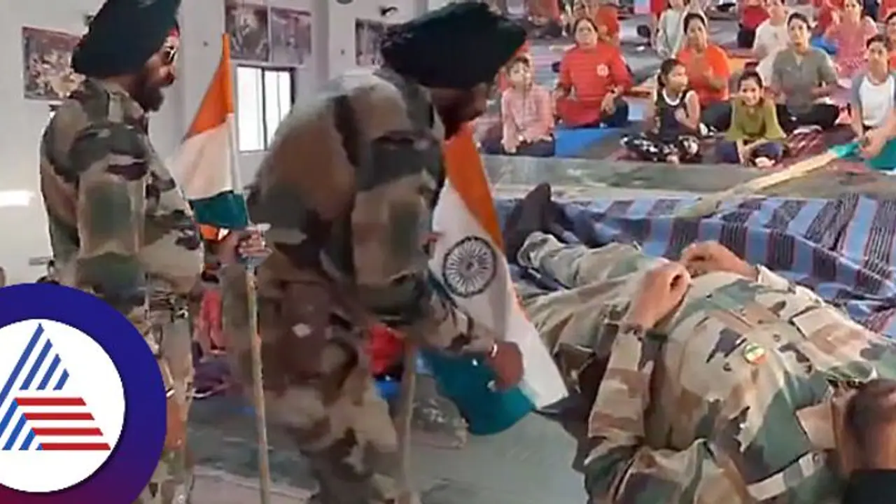 ಮಾ ತುಜೆ ಸಲಾಂ ಹಾಡುತ್ತಲೇ ಪ್ರಾಣ ಬಿಟ್ಟ ಯೋಧ, ವಿದ್ಯಾರ್ಥಿಗಳಿಗೆ ತಿಳಿಯಲೇ ಇಲ್ಲ ಸಾವು!