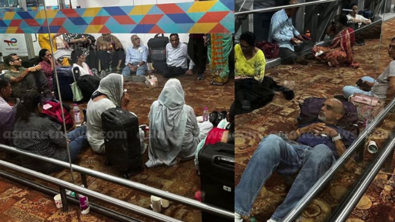 എയര് ഇന്ത്യ ദില്ലി സാൻഫ്രാൻസിസ്കോ വിമാനം 30 മണിക്കൂര് വൈകി, ഇനിയും പുറപ്പെട്ടില്ല; വലഞ്ഞ് യാത്രക്കാര് എയര് ഇന്ത്യ ദില്ലി സാൻഫ്രാൻസിസ്കോ വിമാനം 30 മണിക്കൂര് വൈകി, ഇനിയും പുറപ്പെട്ടില്ല; വലഞ്ഞ് യാത്രക്കാര്