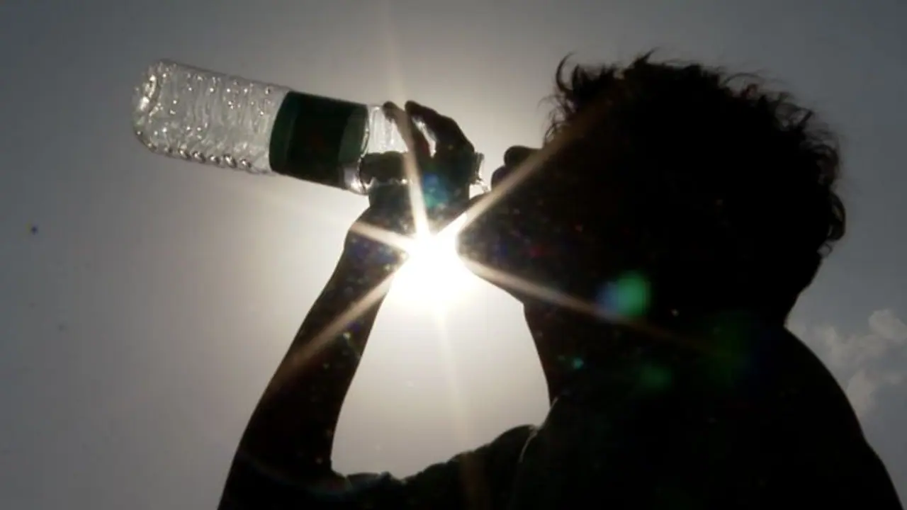 தாக்க இருக்கும் வெப்ப அலை: தற்காத்துக் கொள்வது எப்படி?