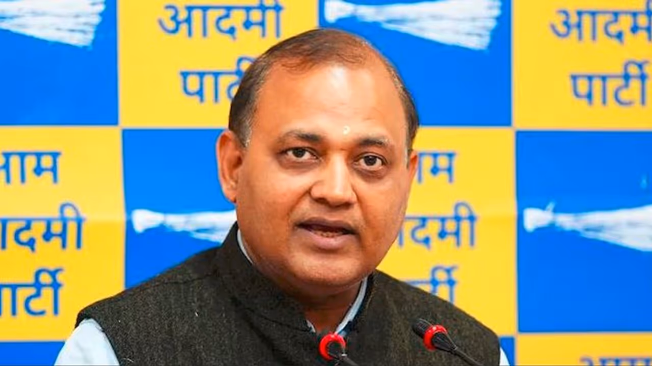 ಎಕ್ಸಿಟ್ ಫೋಲ್ ಸುಳ್ಳಾಗಲಿದೆ, ಮೋದಿ 3ನೇ ಬಾರಿ ಪ್ರಧಾನಿಯಾದರೆ ತಲೆ ಶೇವ್ ಮಾಡುವೆ : ಎಎಪಿ ನಾಯಕ ಎಕ್ಸಿಟ್ ಫೋಲ್ ಸುಳ್ಳಾಗಲಿದೆ, ಮೋದಿ 3ನೇ ಬಾರಿ ಪ್ರಧಾನಿಯಾದರೆ ತಲೆ ಶೇವ್ ಮಾಡುವೆ : ಎಎಪಿ ನಾಯಕ