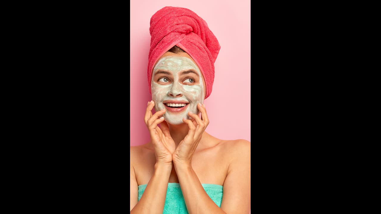 வறண்ட சருமமா? முக அழகை மெருகூட்டும் பெஸ்ட் 4 ஸ்க்ரப்.. கண்டிப்பா ட்ரை பண்ணி பாருங்க!