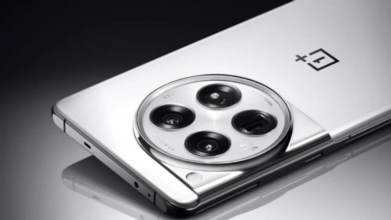 கடைசி நாள்! OnePlus 12 ஐ ரூ.12,000 தள்ளுபடியில் வாங்கலாம்!