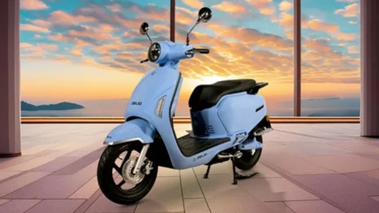 குறைந்த விலை எலக்ட்ரிக் ஸ்கூட்டர்களை அறிமுகப்படுத்திய ZELIO Ebikes.. ரொம்ப ரொம்ப கம்மி விலை தெரியுமா? குறைந்த விலை எலக்ட்ரிக் ஸ்கூட்டர்களை அறிமுகப்படுத்திய ZELIO Ebikes.. ரொம்ப ரொம்ப கம்மி விலை தெரியுமா?