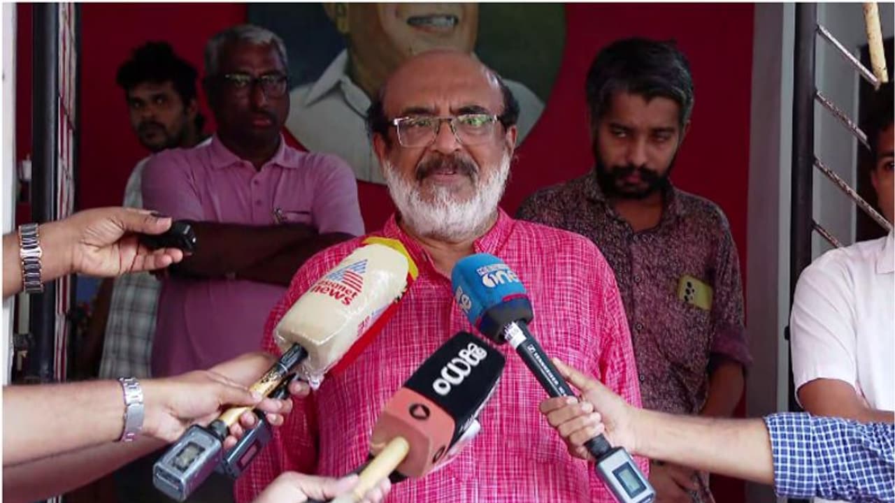 'സിപിഎമ്മിന് ജനങ്ങളുമായുള്ള ജീവൽബന്ധം നഷ്ടമായി'; പാര്ട്ടി വീഴ്ചകള് എണ്ണിപ്പറഞ്ഞ് വീണ്ടും തോമസ് ഐസക് 'സിപിഎമ്മിന് ജനങ്ങളുമായുള്ള ജീവൽബന്ധം നഷ്ടമായി'; പാര്ട്ടി വീഴ്ചകള് എണ്ണിപ്പറഞ്ഞ് വീണ്ടും തോമസ് ഐസക്