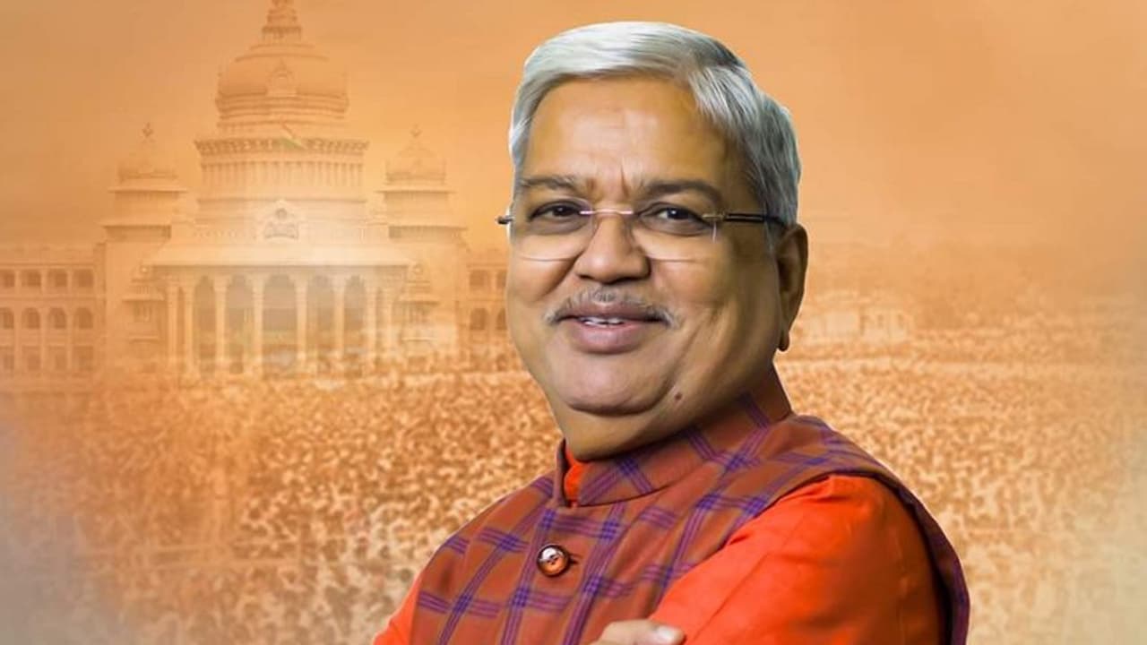 ಚಿತ್ರದುರ್ಗ: ಹೊರಗಿನವರು ಎಂದವರಿಗೆ ಭರ್ಜರಿ ಗೆಲುವಿನ ಮೂಲಕ ಉತ್ತರ ಕೊಟ್ಟ ಗೋವಿಂದ ಕಾರಜೋಳ