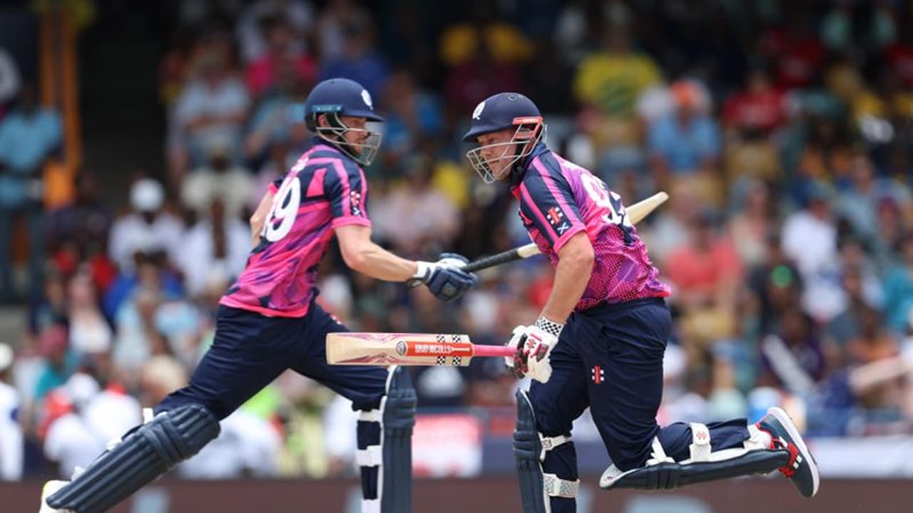 மழையின் காரணமாக போட்டி ரத்து – டி20 உலகக் கோப்பையில் ஒரு பந்து கூட பேட்டிங் செய்யாத நடப்பு சாம்பியன்!