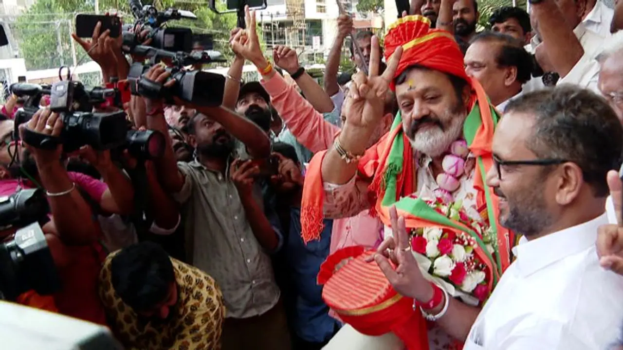 ചരിത്ര വിജയം ആഘോഷമാക്കാൻ ബിജെപി; സുരേഷ് ഗോപിക്ക് ഇന്ന് തൃശൂരില് വൻ സ്വീകരണം, ഒരാഴ്ച നീളുന്ന ആഘോഷം ചരിത്ര വിജയം ആഘോഷമാക്കാൻ ബിജെപി; സുരേഷ് ഗോപിക്ക് ഇന്ന് തൃശൂരില് വൻ സ്വീകരണം, ഒരാഴ്ച നീളുന്ന ആഘോഷം