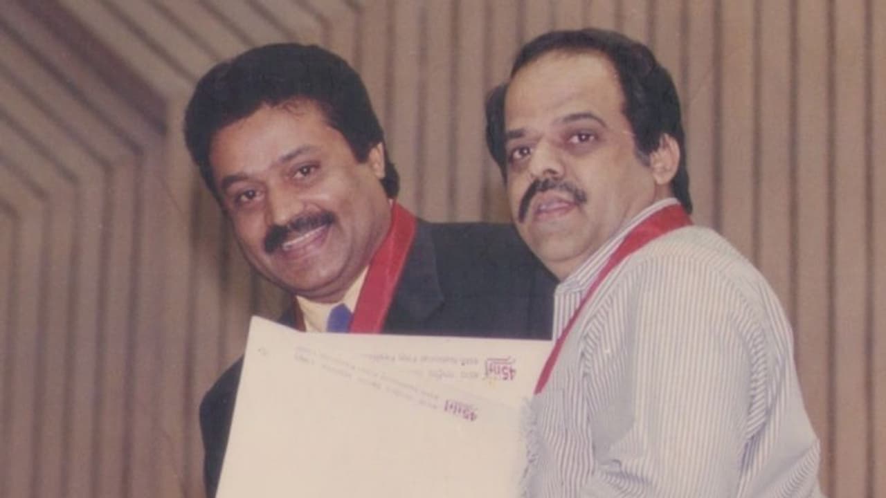 'രണ്ടുതവണ വിജയിക്കാതിരുന്നപ്പോൾ പിന്മാറിയില്ല, കഠിന പരിശ്രമത്തിലൂടെ മൂന്നാമതും കളത്തിലിറങ്ങി' 'രണ്ടുതവണ വിജയിക്കാതിരുന്നപ്പോൾ പിന്മാറിയില്ല, കഠിന പരിശ്രമത്തിലൂടെ മൂന്നാമതും കളത്തിലിറങ്ങി'