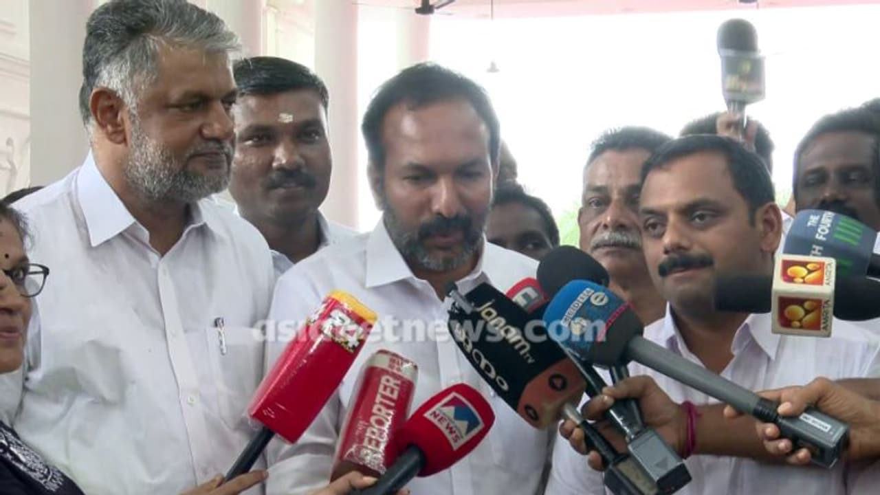 തൃശ്ശൂരിലെ പരാജയം ഗൗരവത്തോടെ കാണും, മുരളീധരൻ നിലപാട് തിരുത്തണം, വിവാദങ്ങളുണ്ടാക്കരുതെന്നും പിസി വിഷ്ണുനാഥ് തൃശ്ശൂരിലെ പരാജയം ഗൗരവത്തോടെ കാണും, മുരളീധരൻ നിലപാട് തിരുത്തണം, വിവാദങ്ങളുണ്ടാക്കരുതെന്നും പിസി വിഷ്ണുനാഥ്