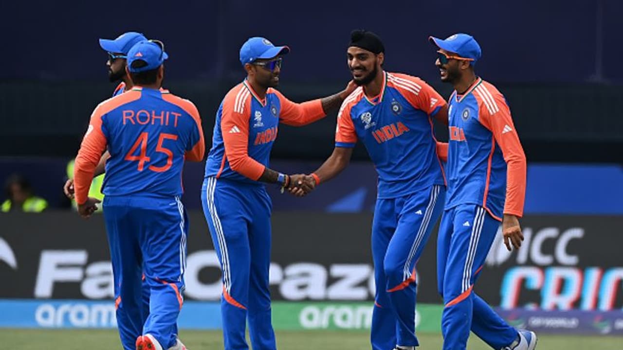 IND vs IRE : రోహిత్ శర్మ ధనాధన్ బ్యాటింగ్.. అదరగొట్టిన బౌలర్లు.. ఐర్లాండ్ పై భారత్ గెలుపు IND vs IRE : రోహిత్ శర్మ ధనాధన్ బ్యాటింగ్.. అదరగొట్టిన బౌలర్లు.. ఐర్లాండ్ పై భారత్ గెలుపు