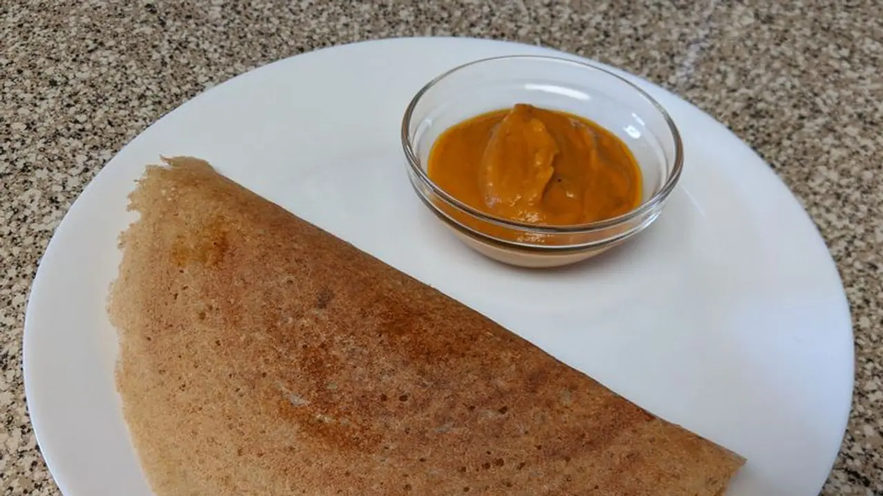 காலை உணவாக மொறுமொறுனு சுவையான சோள தோசை.. ரெசிபி இதோ!