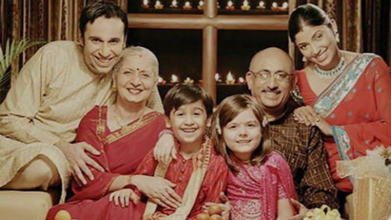 ಮಗ ಸೊಸೆಯೊಂದಿಗೆ ಸಂತೋಷವಾಗಿರಬೇಕೆಂದರೆ ಅವರ ಜೊತೆ ಇರಬೇಡಿ! ಮಗ ಸೊಸೆಯೊಂದಿಗೆ ಸಂತೋಷವಾಗಿರಬೇಕೆಂದರೆ ಅವರ ಜೊತೆ ಇರಬೇಡಿ!