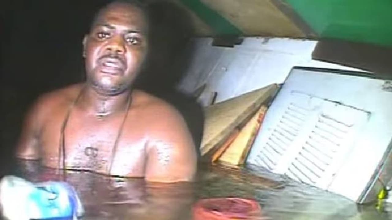 60 മണിക്കൂർ കടലിനടിയിൽ ജീവനോടെ പിടിച്ചുനിന്നു, 11 ൽ 10 പേരും മരിച്ചു, പാചകക്കാരനായ ഓകെനെ ജീവനോടെ കരയിലേക്ക് 60 മണിക്കൂർ കടലിനടിയിൽ ജീവനോടെ പിടിച്ചുനിന്നു, 11 ൽ 10 പേരും മരിച്ചു, പാചകക്കാരനായ ഓകെനെ ജീവനോടെ കരയിലേക്ക്