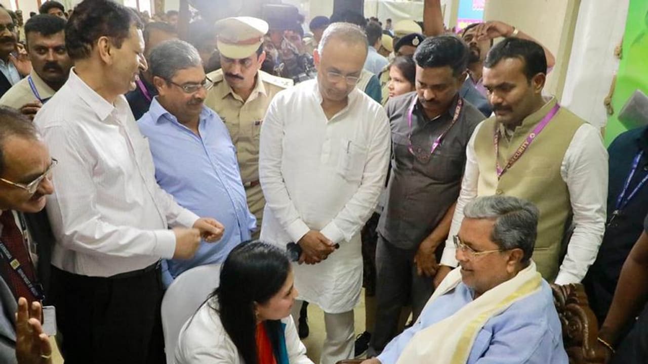 ನಾನೂ ನಿರಂತರವಾಗಿ ಪ್ರಾಣಾಯಾಮ, ದೈಹಿಕ ಕಸರತ್ತು ಮಾಡುತ್ತೇನೆ: ಸಿಎಂ ಸಿದ್ದರಾಮಯ್ಯ