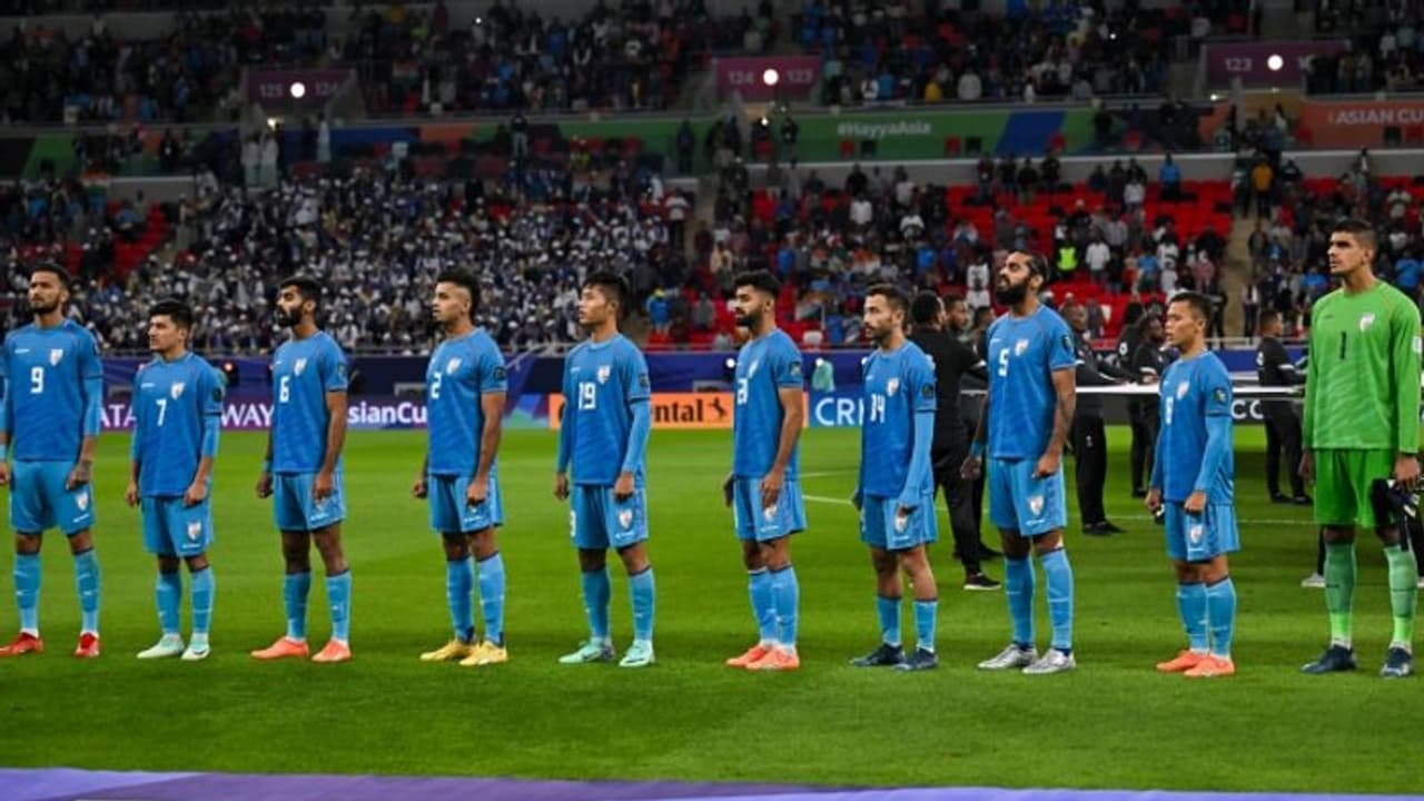 ഗോള് വരള്ച്ച, 2026 ലോകകപ്പ് ഫുട്ബോളില് കളിക്കാമെന്ന ഇന്ത്യയുടെ പ്രതീക്ഷ മങ്ങി; ഇനി മുന്നിലുള്ള വഴികള് ഗോള് വരള്ച്ച, 2026 ലോകകപ്പ് ഫുട്ബോളില് കളിക്കാമെന്ന ഇന്ത്യയുടെ പ്രതീക്ഷ മങ്ങി; ഇനി മുന്നിലുള്ള വഴികള്