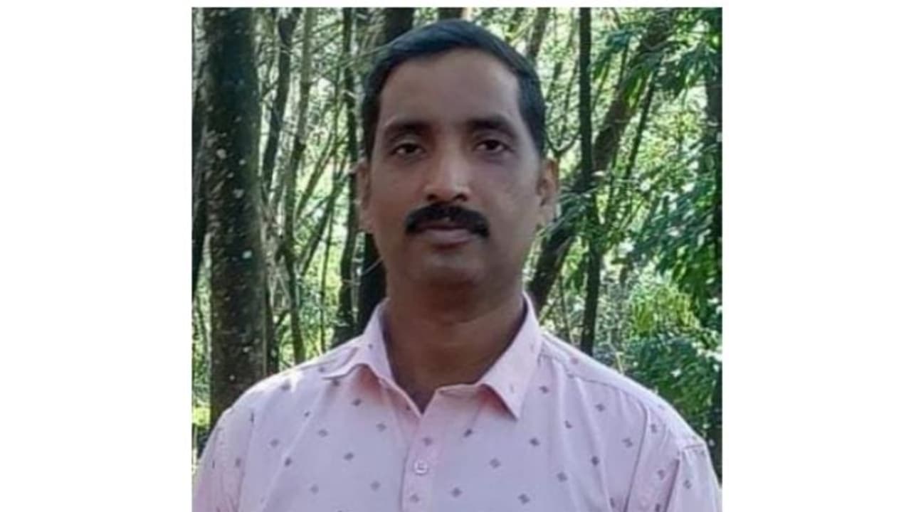 തുണി തേയ്ക്കുന്നതിനിടെ ഇസ്തിരിപ്പെട്ടിയിൽ നിന്ന് ഷോക്കേറ്റ് ഗൃഹനാഥൻ മരിച്ചു