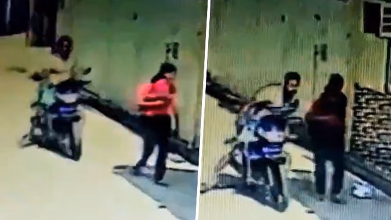 UP SHOCKER! Muzaffarnagar man eve teases teen girl on broad daylight, Yogi govt sends strong message (WATCH) UP SHOCKER! Muzaffarnagar man eve teases teen girl on broad daylight, Yogi govt sends strong message (WATCH)