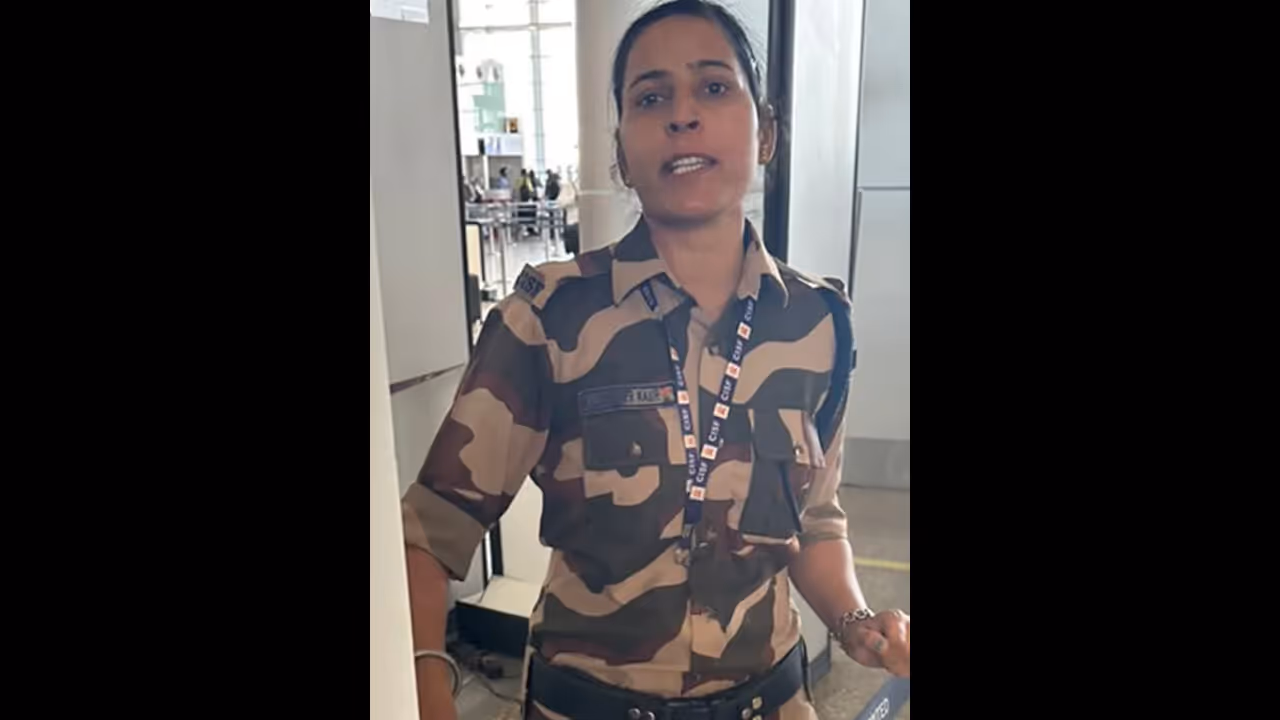 Kangana Ranaut Slapped By CISF Constable