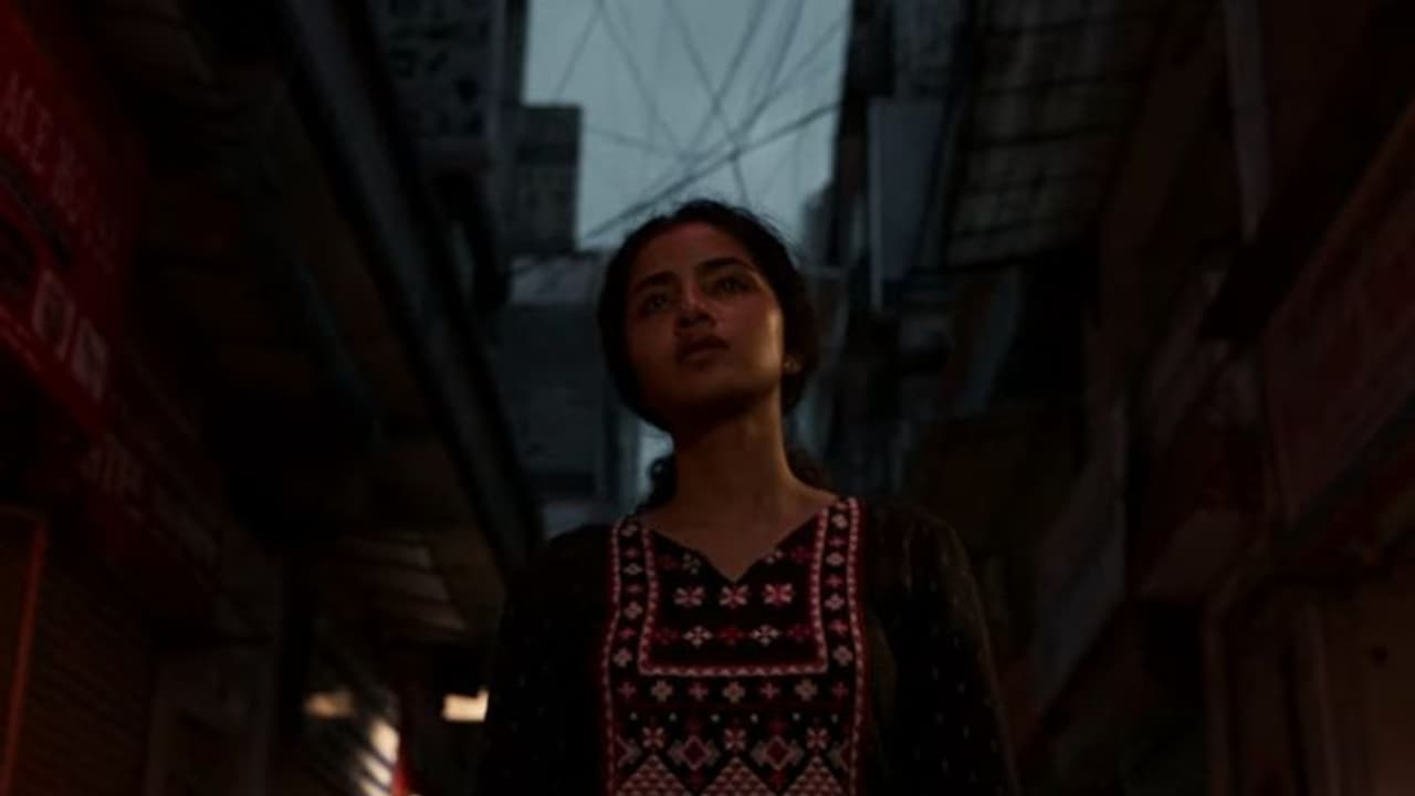 അനുപമ പരമേശ്വരൻ നായികയായി ലോക്ക്ഡൗണ്‍, ടീസര്‍ പുറത്ത്