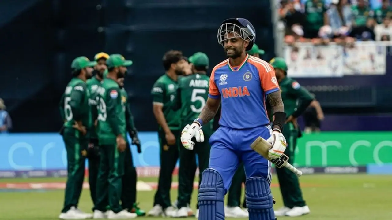 ICC ಚಾಂಪಿಯನ್ಸ್ ಟ್ರೋಫಿ ಸ್ಥಳಾಂತರ ಮಾಡಿದ್ರೆ ಭಾರತಕ್ಕೆ ಬರಲ್ಲ: ಐಸಿಸಿಗೆ ಪಾಕಿಸ್ತಾನ ಎಚ್ಚರಿಕೆ ICC ಚಾಂಪಿಯನ್ಸ್ ಟ್ರೋಫಿ ಸ್ಥಳಾಂತರ ಮಾಡಿದ್ರೆ ಭಾರತಕ್ಕೆ ಬರಲ್ಲ: ಐಸಿಸಿಗೆ ಪಾಕಿಸ್ತಾನ ಎಚ್ಚರಿಕೆ