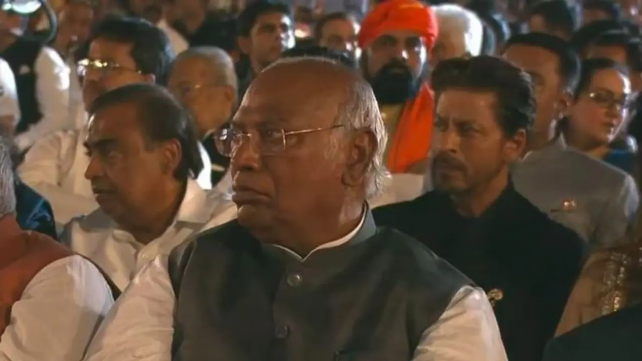 ಮೋದಿ ಪ್ರಮಾಣವಚನ ಸಮಾರಂಭಕ್ಕೆ ಖರ್ಗೆ ಹಾಜರು, ಉಳಿದೆಲ್ಲಾ ವಿಪಕ್ಷ ನಾಯಕರು ಗೈರು