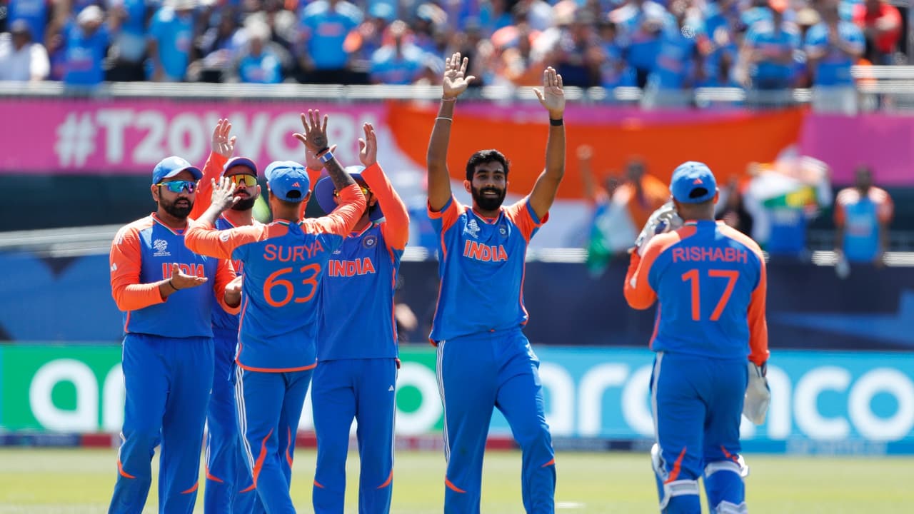 INDIAN CRICKET TEAM INDIAN CRICKET TEAM