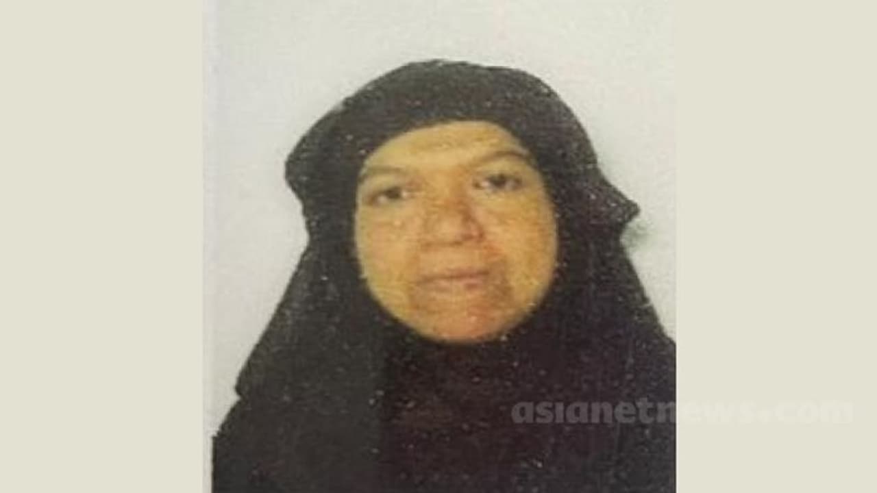 ചെറുവത്തൂരിൽ ബസ്റ്റാൻഡിൽ ബസിനടിയിൽപെട്ട് വീട്ടമ്മയ്ക്ക് ദാരുണാന്ത്യം; കുട്ടി അത്ഭുതകരമായി രക്ഷപ്പെട്ടു