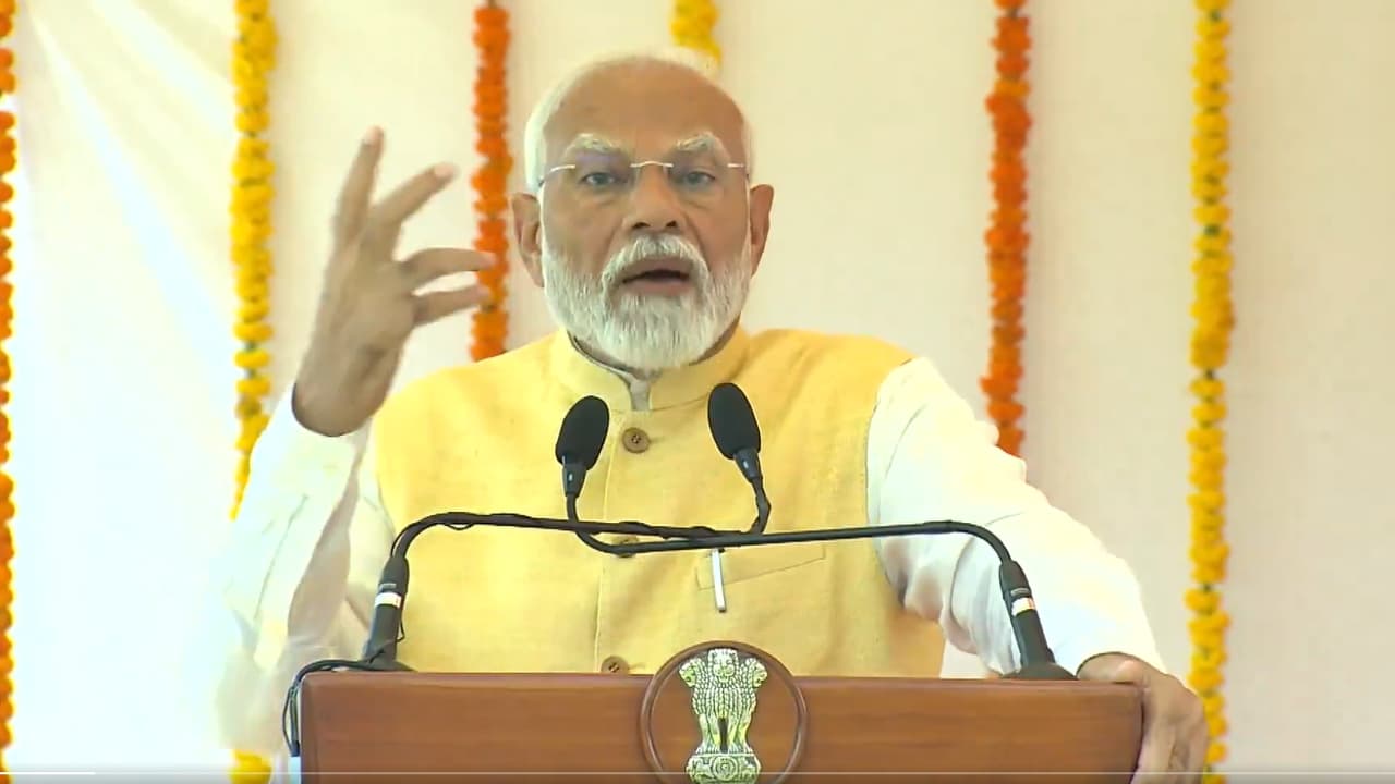 pm narendra modi pm narendra modi