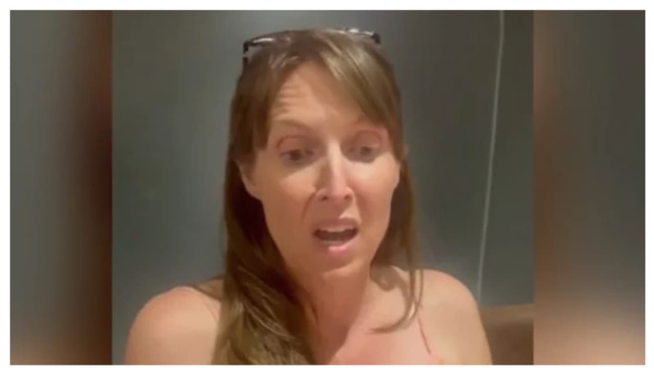 വെറും 300 രൂപയുടെ ആഭരണം വിറ്റത് ആറ് കോടിക്ക്, കടയുടമയെ തേടി ചെറിഷ് അമേരിക്കയിൽ നിന്ന് ജയ്പൂരിൽ വെറും 300 രൂപയുടെ ആഭരണം വിറ്റത് ആറ് കോടിക്ക്, കടയുടമയെ തേടി ചെറിഷ് അമേരിക്കയിൽ നിന്ന് ജയ്പൂരിൽ