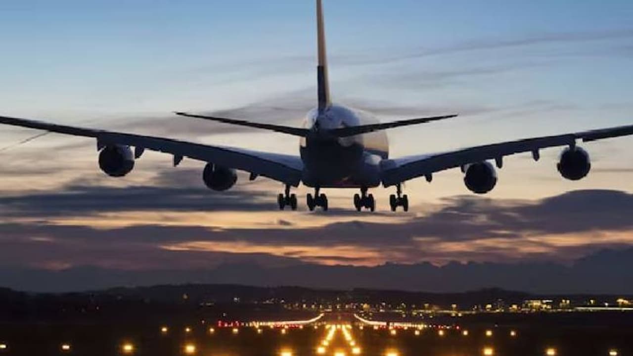 വൈറലായ ടിപ്പ് പരീക്ഷിച്ചു, യാത്രക്കാരന് എയർപോർട്ടിൽ പണി കിട്ടി, ഇനി നീ പറക്കണ്ട എന്ന് അധികൃതർ