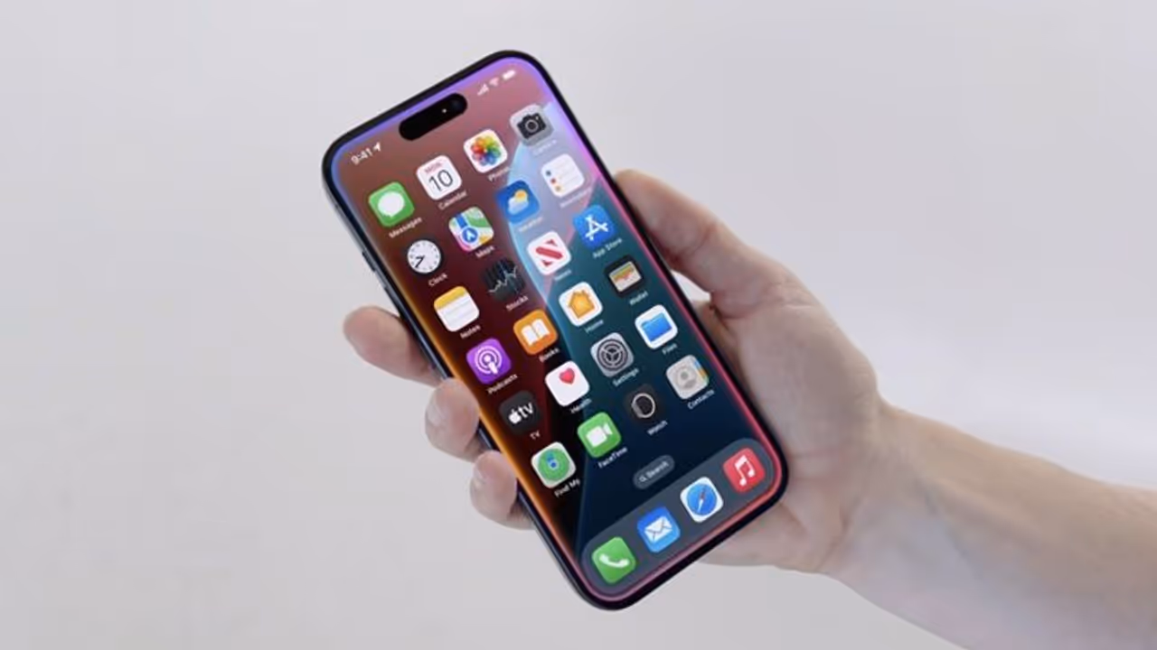 Apple WWDC 2024: Siri gets MAJOR makeover; 5 new features in advanced voice assistant