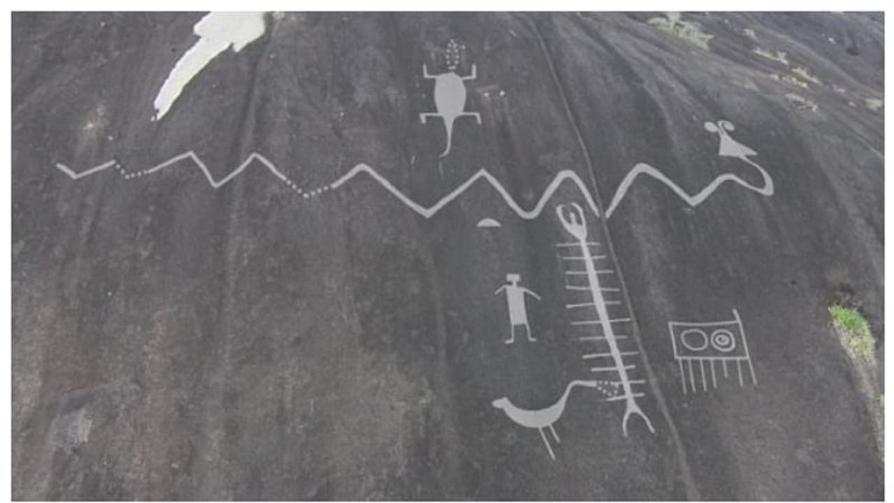 2,000 വർഷം പഴക്കമുള്ള, 43 മീറ്റര്‍ നീളമുള്ള പാമ്പിന്‍റെ ശിലാചിത്രം കണ്ടെത്തി