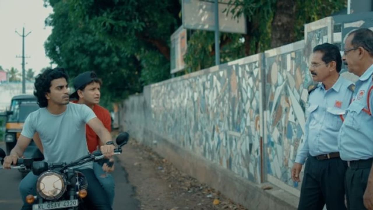 'ചതുര കളിക്കളം'; 'മുറിവി'ലെ വീഡിയോ സോംഗ് പുറത്തെത്തി 'ചതുര കളിക്കളം'; 'മുറിവി'ലെ വീഡിയോ സോംഗ് പുറത്തെത്തി