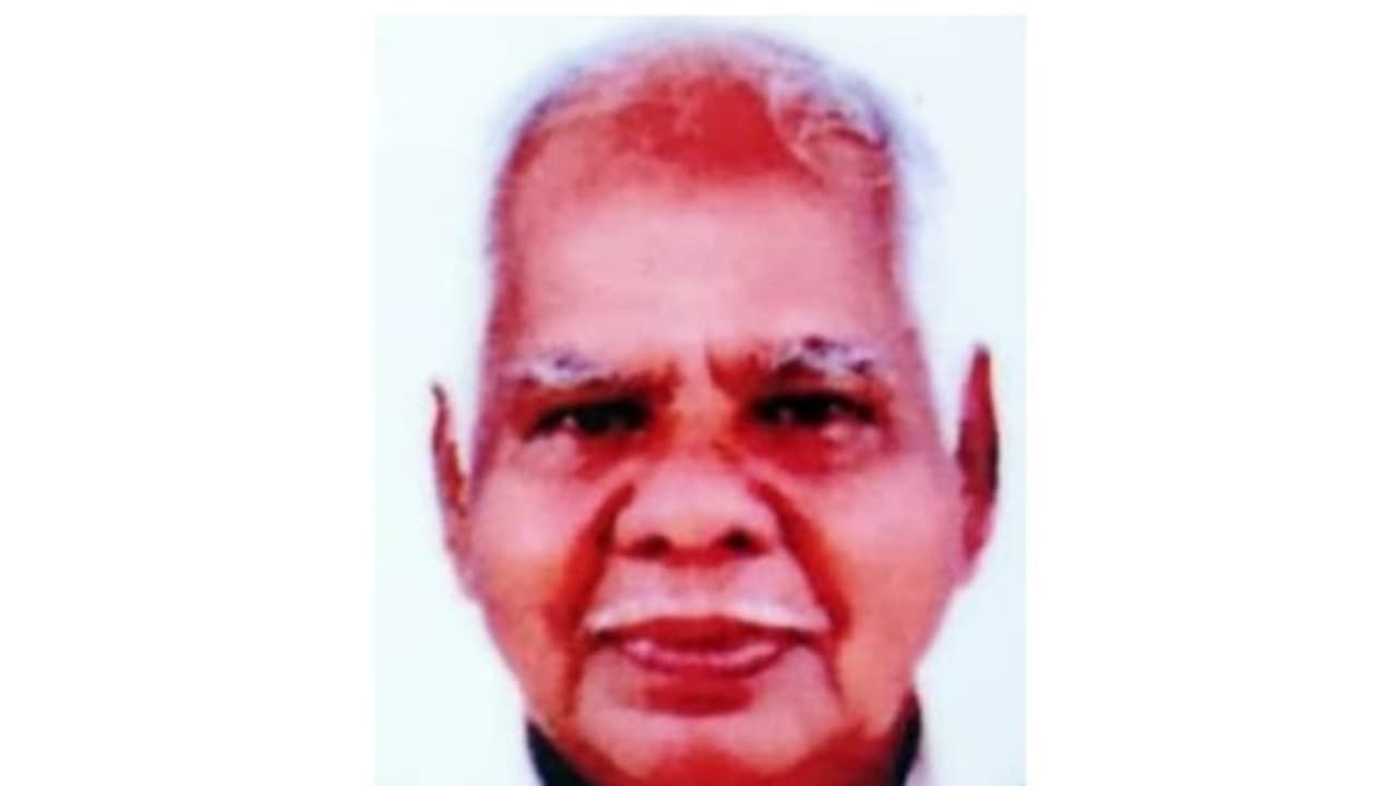 മലപ്പുറം സ്വദേശിയായ ഹജ്ജ് തീർഥാടകൻ മക്കയിൽ മരിച്ചു മലപ്പുറം സ്വദേശിയായ ഹജ്ജ് തീർഥാടകൻ മക്കയിൽ മരിച്ചു