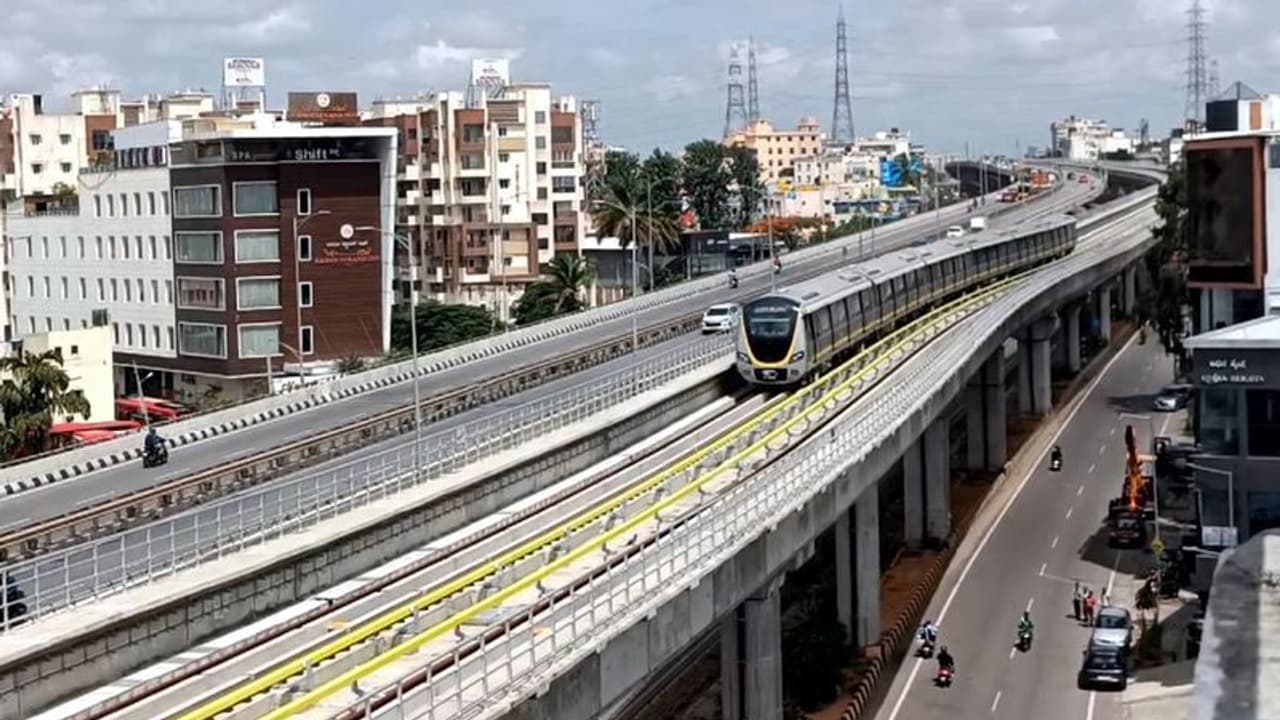 ಬೆಂಗಳೂರಿನ ಪ್ರಪ್ರಥಮ ಡಬ್ಬಲ್‌ ಡೆಕ್ಕರ್ ಫ್ಲೈಓವರ್‌ ಸೇವೆಗೆ ಸಿದ್ಧ!