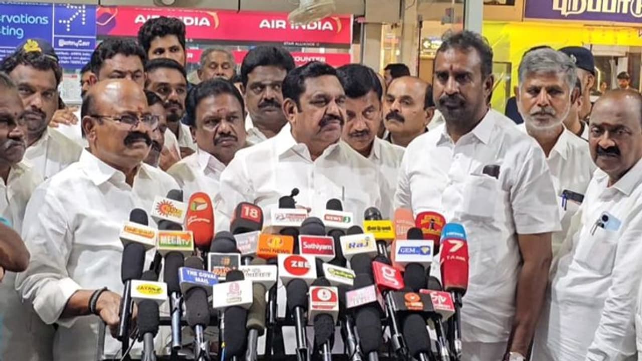 அதிமுகவுக்கு ஒன்னும் வாக்கு சதவீதம் குறையல! அதிகரித்து தான் இருக்கு! 2026ல் எங்கள் ஆட்சி தான்! இபிஎஸ் சரவெடி! அதிமுகவுக்கு ஒன்னும் வாக்கு சதவீதம் குறையல! அதிகரித்து தான் இருக்கு! 2026ல் எங்கள் ஆட்சி தான்! இபிஎஸ் சரவெடி!