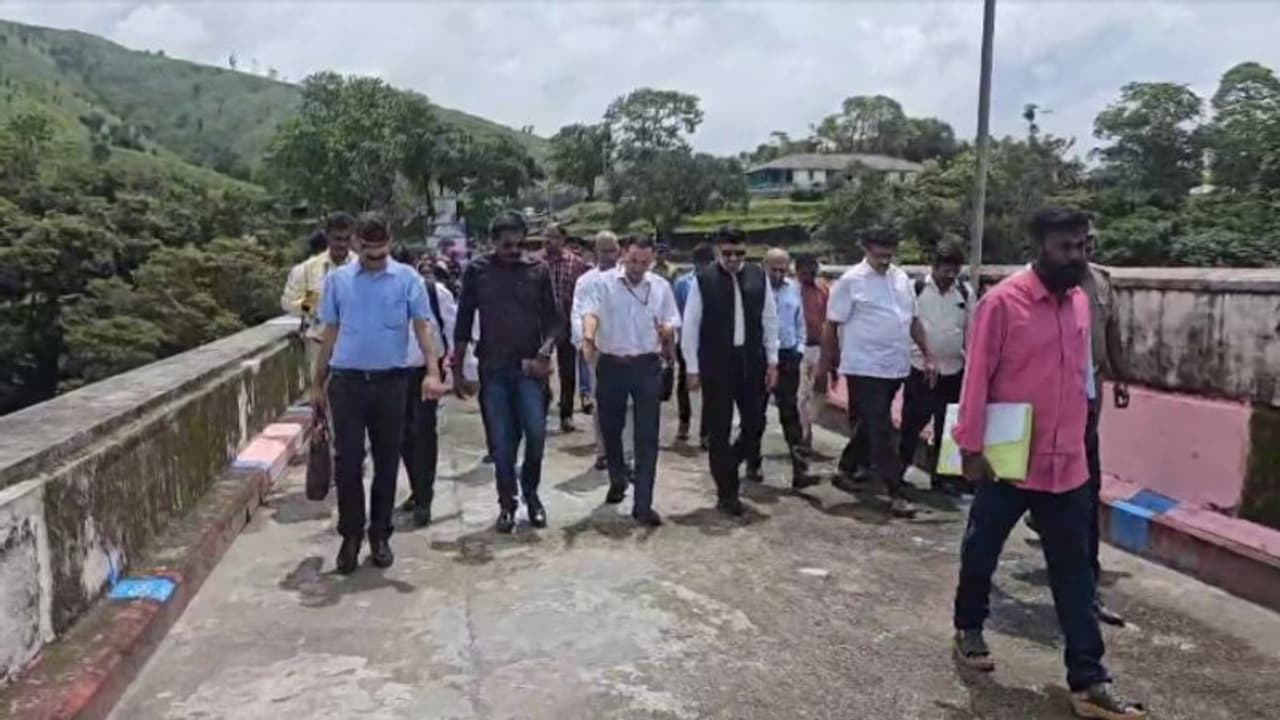 ഏറ്റവും ഒടുവിലായി പരിശോധിച്ചത് 2011ല്; മുല്ലപ്പെരിയാര് അണക്കെട്ടിൽ സുരക്ഷാ പരിശോധന ഉടൻ വേണമെന്ന് കേരളം ഏറ്റവും ഒടുവിലായി പരിശോധിച്ചത് 2011ല്; മുല്ലപ്പെരിയാര് അണക്കെട്ടിൽ സുരക്ഷാ പരിശോധന ഉടൻ വേണമെന്ന് കേരളം