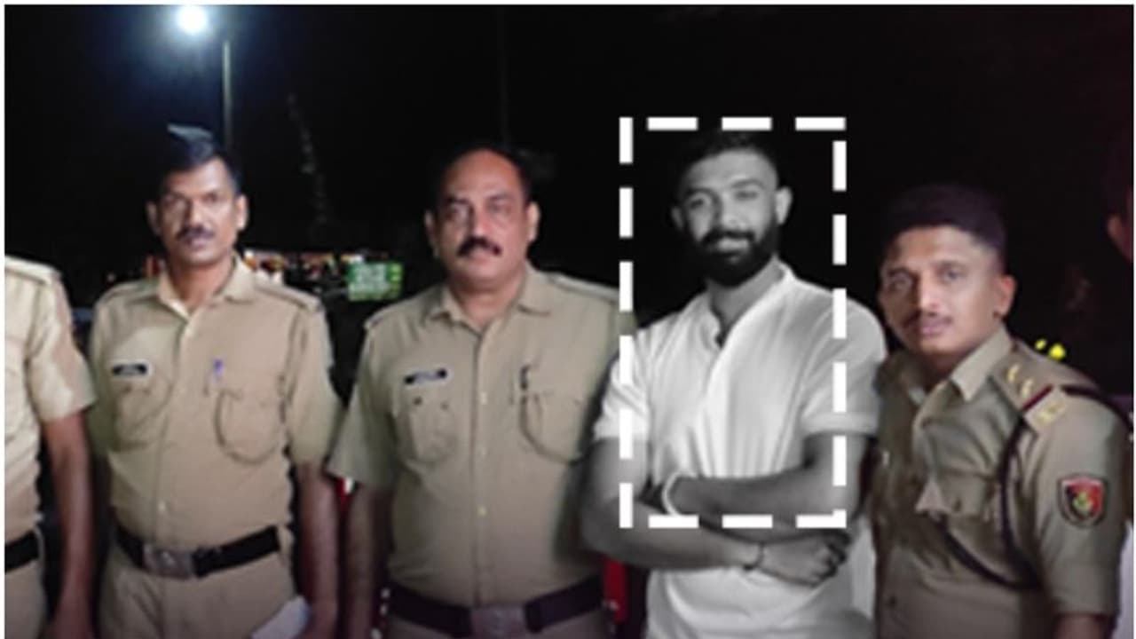 32.5 ഗ്രാം മെത്താംഫിറ്റമിനുമായി യുവാവ് പിടിയിൽ; കൂട്ടുപുഴ ചെക്ക് പോസ്റ്റിൽ ഒരു മാസത്തിനിടെ 20 കേസുകൾ 32.5 ഗ്രാം മെത്താംഫിറ്റമിനുമായി യുവാവ് പിടിയിൽ; കൂട്ടുപുഴ ചെക്ക് പോസ്റ്റിൽ ഒരു മാസത്തിനിടെ 20 കേസുകൾ