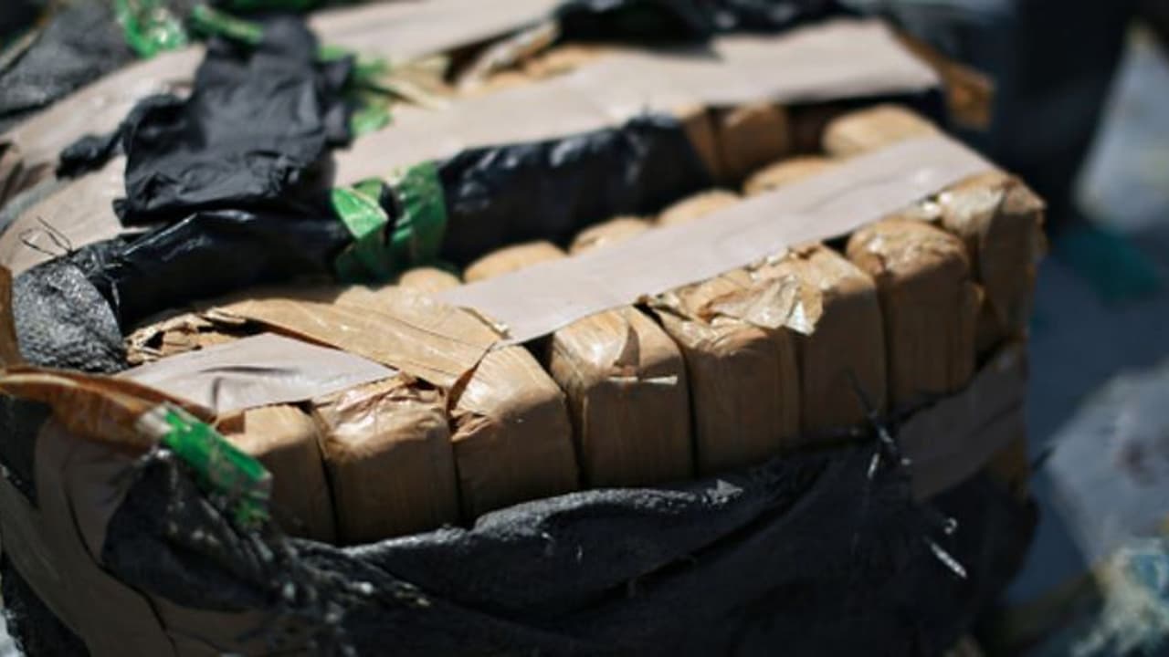 ഒരു വർഷത്തെ ഓപ്പറേഷൻ, യൂറോപോൾ തകർത്തത് കുപ്രസിദ്ധ ബാൾക്കൻ കാർട്ടൽ, 8 ടൺ കൊക്കെയ്ൻ, അറസ്റ്റിലായത് 40 പേർ ഒരു വർഷത്തെ ഓപ്പറേഷൻ, യൂറോപോൾ തകർത്തത് കുപ്രസിദ്ധ ബാൾക്കൻ കാർട്ടൽ, 8 ടൺ കൊക്കെയ്ൻ, അറസ്റ്റിലായത് 40 പേർ