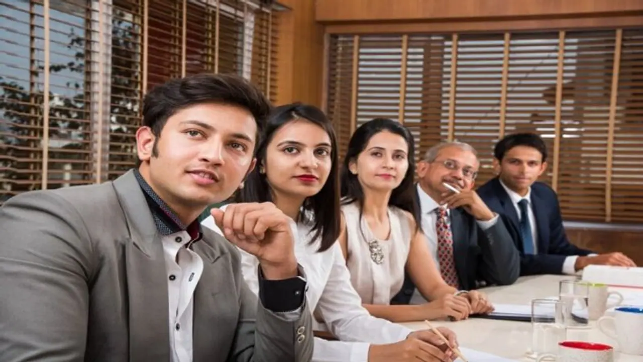 रिटेन एग्जाम के बिना NHAI में नौकरी करने का सुनहरा मौका, 215000 रुपये तक मिलेगी सैलरी- यहां देखे डिटेल