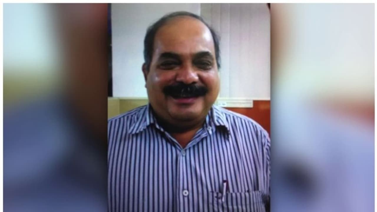 ചന്ദ്രയാൻ 1 മിഷൻ ഡയറക്ടറായിരുന്ന ശ്രീനിവാസ് ഹെഗ്ഡേ അന്തരിച്ചു ചന്ദ്രയാൻ 1 മിഷൻ ഡയറക്ടറായിരുന്ന ശ്രീനിവാസ് ഹെഗ്ഡേ അന്തരിച്ചു