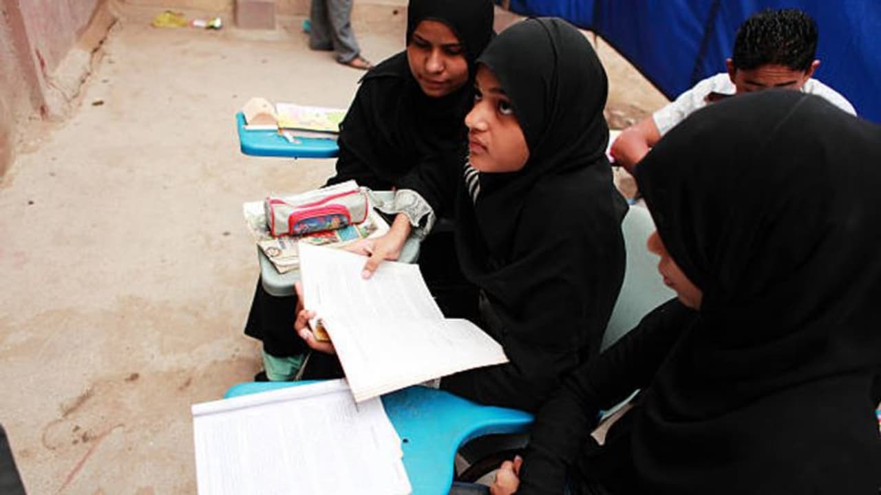 9 Students Seek Legal Redress Against College's Hijab and Burqa Ban in Bombay High Court 9 Students Seek Legal Redress Against College's Hijab and Burqa Ban in Bombay High Court