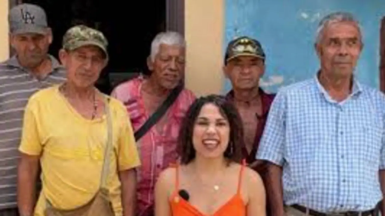 ಪಿಂಚಣಿ ಪೀಕಿಸೋಕೆ ಏಕಕಾಲದಲ್ಲಿ 7 ವೃದ್ಧರೊಂದಿಗೆ ಡೇಟಿಂಗ್! ಲೀನಾ ಗುಟ್ಟು ಗೊತ್ತಿದ್ರೂ ಜೊತೆಗಿದ್ದಾರೆ ಅಜ್ಜಂದ್ರು! ಪಿಂಚಣಿ ಪೀಕಿಸೋಕೆ ಏಕಕಾಲದಲ್ಲಿ 7 ವೃದ್ಧರೊಂದಿಗೆ ಡೇಟಿಂಗ್! ಲೀನಾ ಗುಟ್ಟು ಗೊತ್ತಿದ್ರೂ ಜೊತೆಗಿದ್ದಾರೆ ಅಜ್ಜಂದ್ರು!