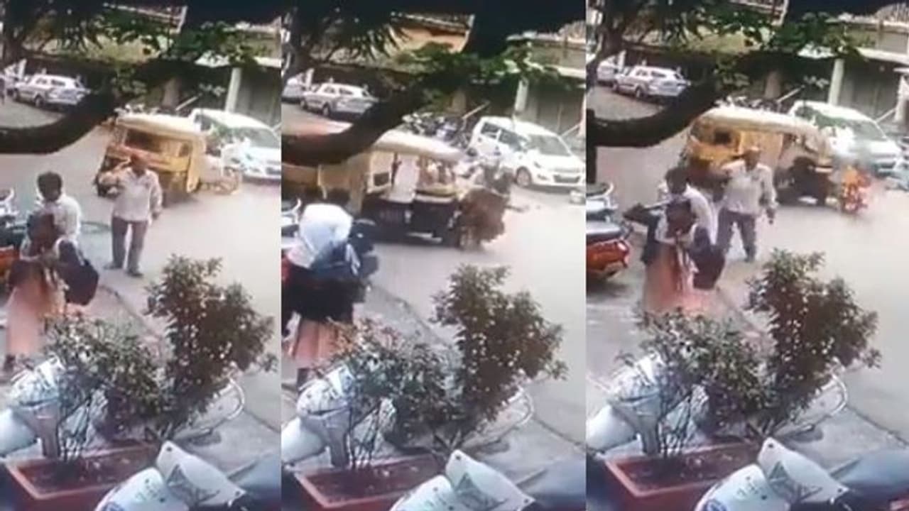 ಬೈಕ್‌ಗೆ ಗುದ್ದಿ ಕೆಳಗೆ ಬಿದ್ದ ಆಟೋ ಚಾಲಕ: ಡ್ರೈವರ್ ಇಲ್ಲದಿದ್ದರೂ ಸುತ್ತು ಹೊಡೆದು ಮತ್ತಿಬ್ಬರಿಗೆ ಡಿಕ್ಕಿ ಹೊಡೆದ ಆಟೋ