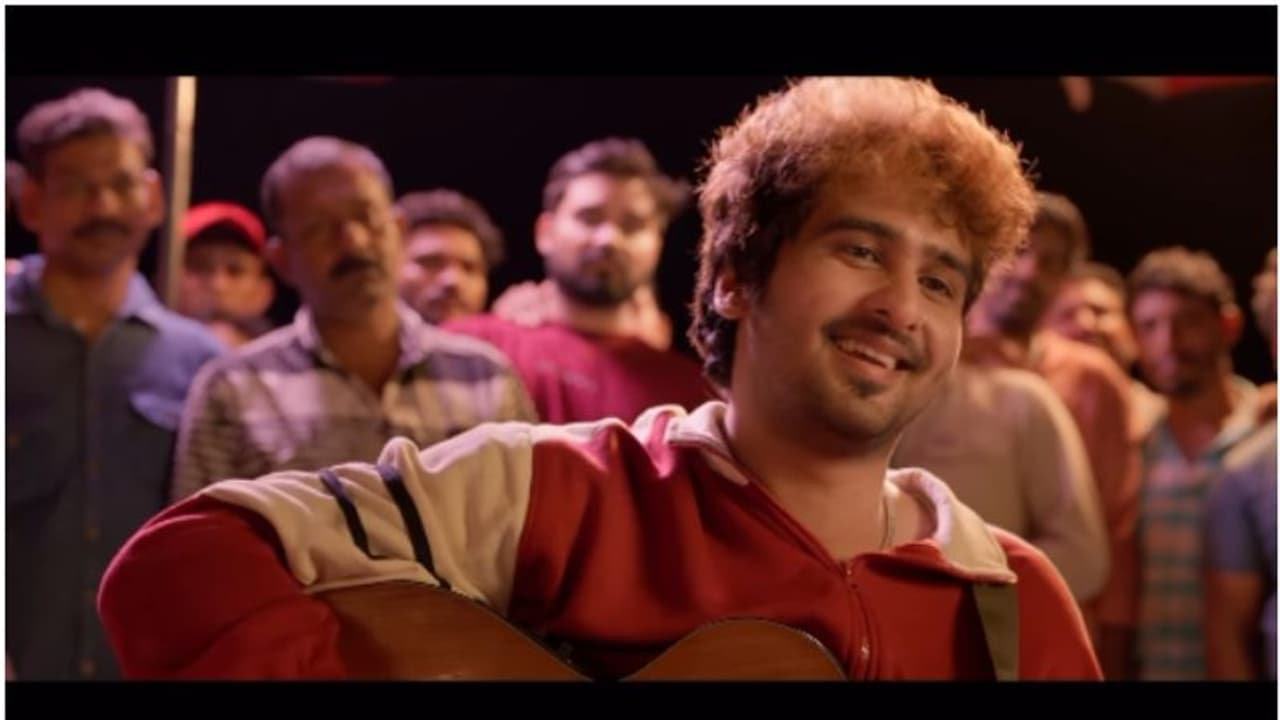 വീണ്ടും പ്രണയ നായകനായി ഷെയിൻ നിഗം; 'ഹാൽ' ടീസർ പുറത്തിറങ്ങി 