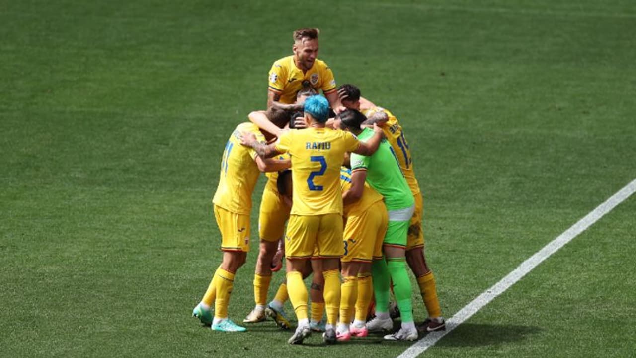 യൂറോയില് റൊമാനിയന് ആവേശത്തിരമാല, യുക്രെയ്നെ മൂന്നടിച്ച് വീഴ്ത്തി; കൈകളും കാലുകളും ചോര്ന്ന് ലൂനിന് യൂറോയില് റൊമാനിയന് ആവേശത്തിരമാല, യുക്രെയ്നെ മൂന്നടിച്ച് വീഴ്ത്തി; കൈകളും കാലുകളും ചോര്ന്ന് ലൂനിന്