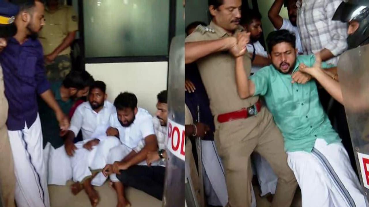 'സീറ്റ് തരൂ സര്‍ക്കാരെ'; പ്ലസ് വണ്‍ സീറ്റ് പ്രതിസന്ധി; ആര്‍ഡിഡി ഓഫീസ് ഉപരോധിച്ച് കെഎസ്‍‍യു, സംഘര്‍ഷം