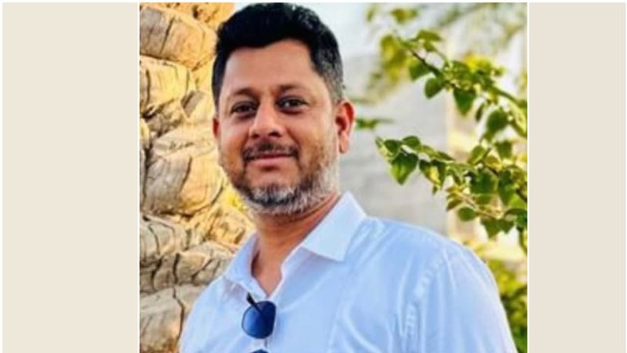 പെരുന്നാൾ ആഘോഷിക്കാൻ പോയ മലയാളി കുഴഞ്ഞുവീണ് മരിച്ചു പെരുന്നാൾ ആഘോഷിക്കാൻ പോയ മലയാളി കുഴഞ്ഞുവീണ് മരിച്ചു